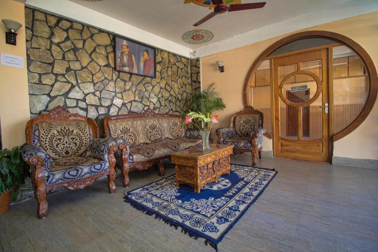 Oyo 23409 Lama Dhim Hotel Kalimpong Luaran gambar